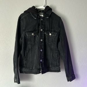 Jean jacket with a hood